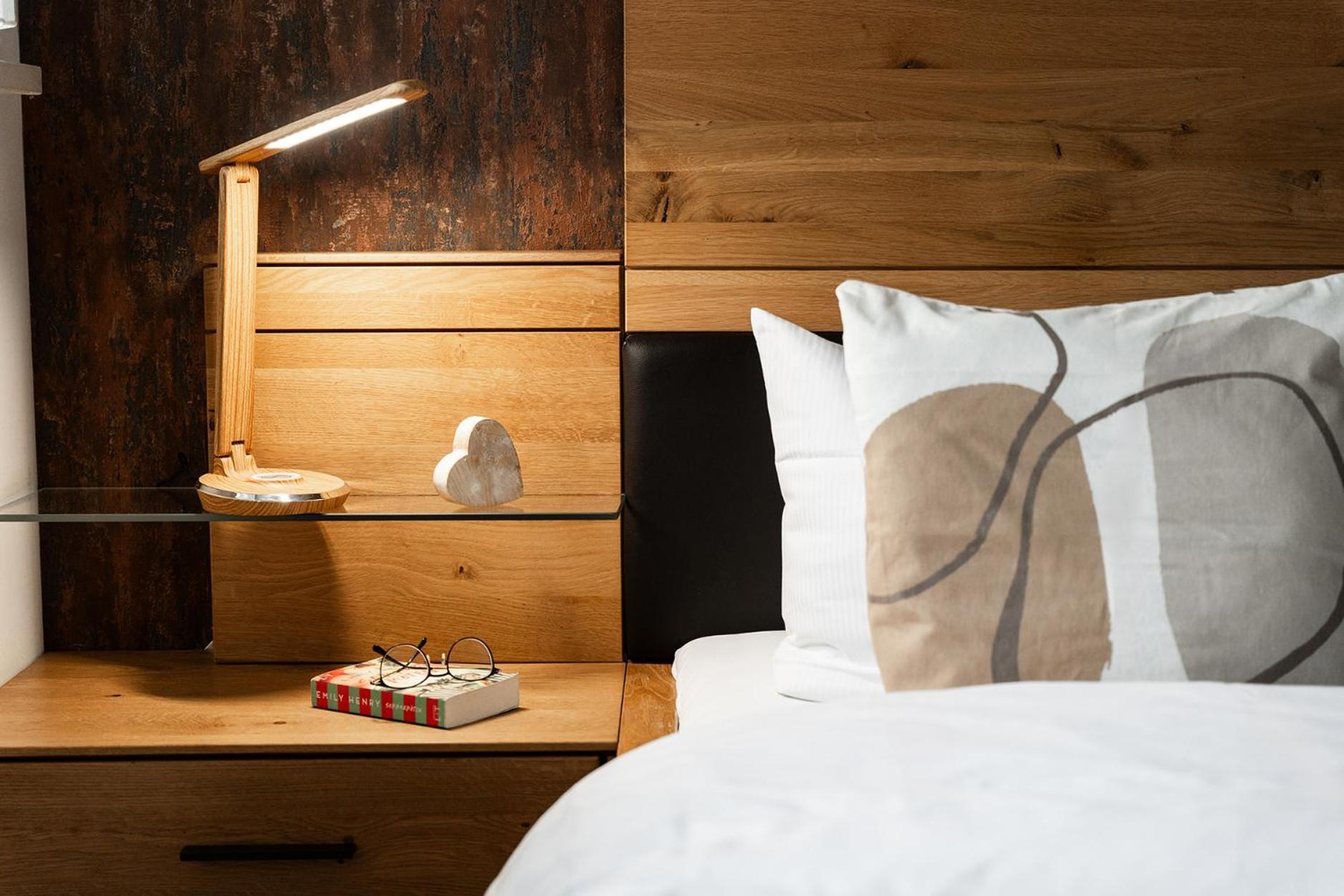Hotel Vier Jahreszeiten An Der Therme & Kliniken Bad Krozingen Naehe Freiburg & Schwarzwald Ideal Fuer Wellness Kur & Business Ausfluege 24H Check In- Wlan & Parken Gratis Экстерьер фото