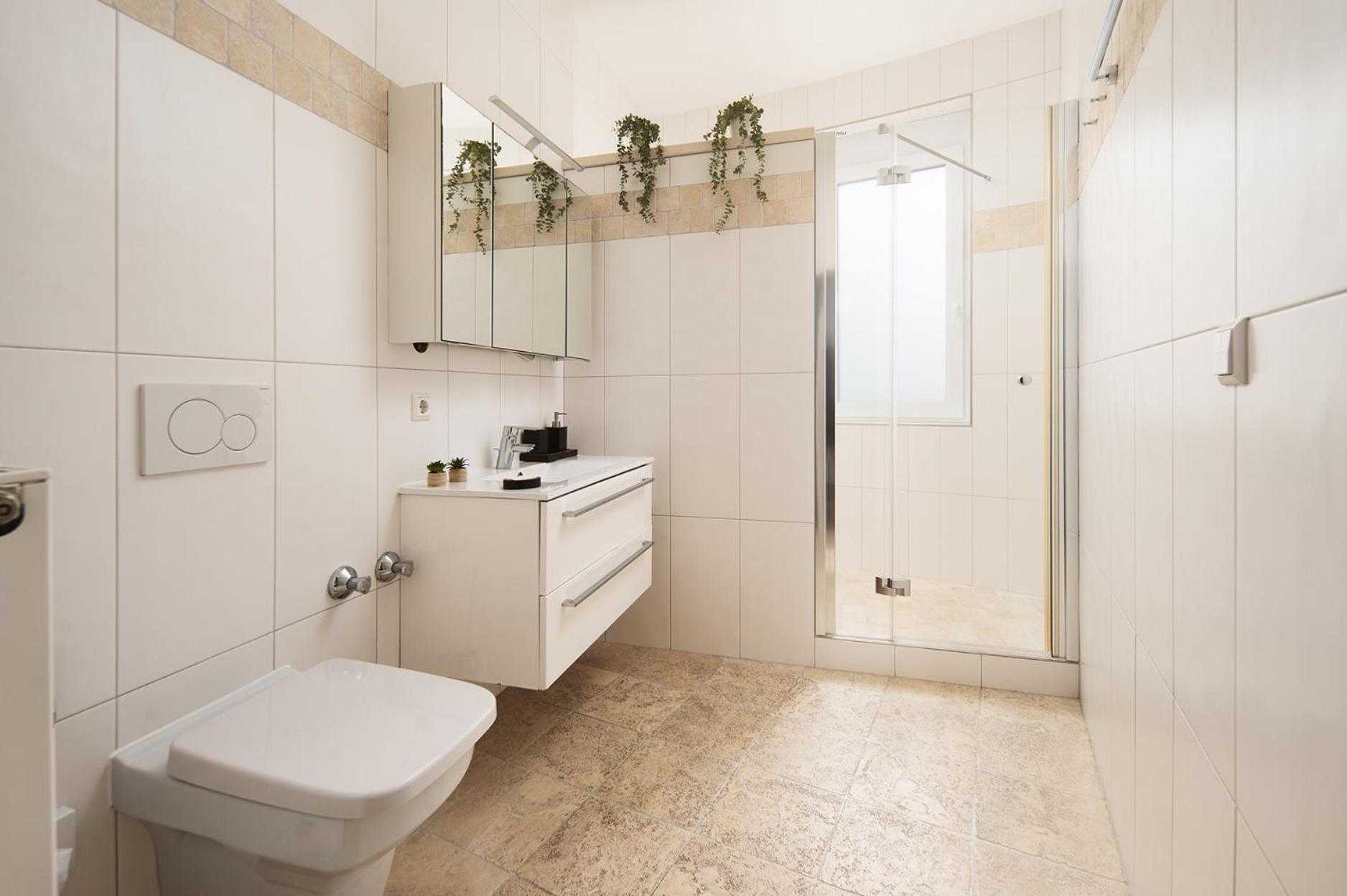 Hotel Vier Jahreszeiten An Der Therme & Kliniken Bad Krozingen Naehe Freiburg & Schwarzwald Ideal Fuer Wellness Kur & Business Ausfluege 24H Check In- Wlan & Parken Gratis Экстерьер фото